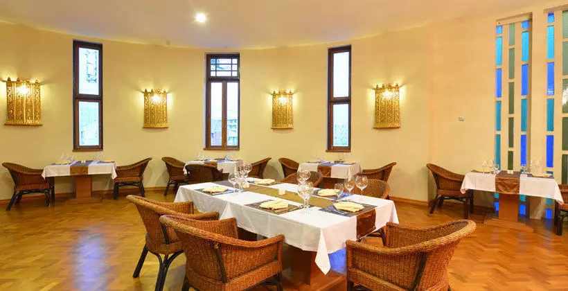 هتل Amazing Mandalay