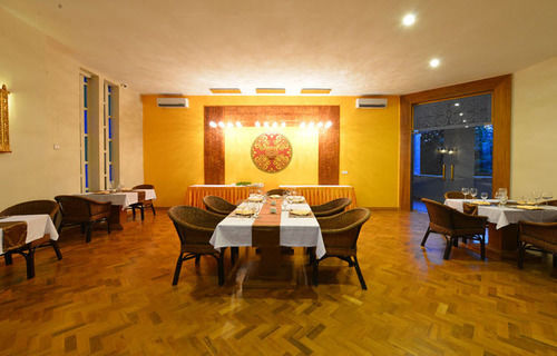 هتل Amazing Mandalay