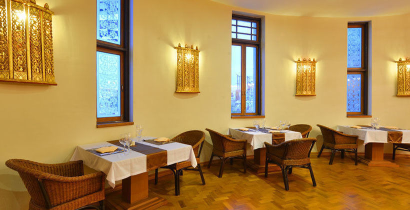 هتل Amazing Mandalay