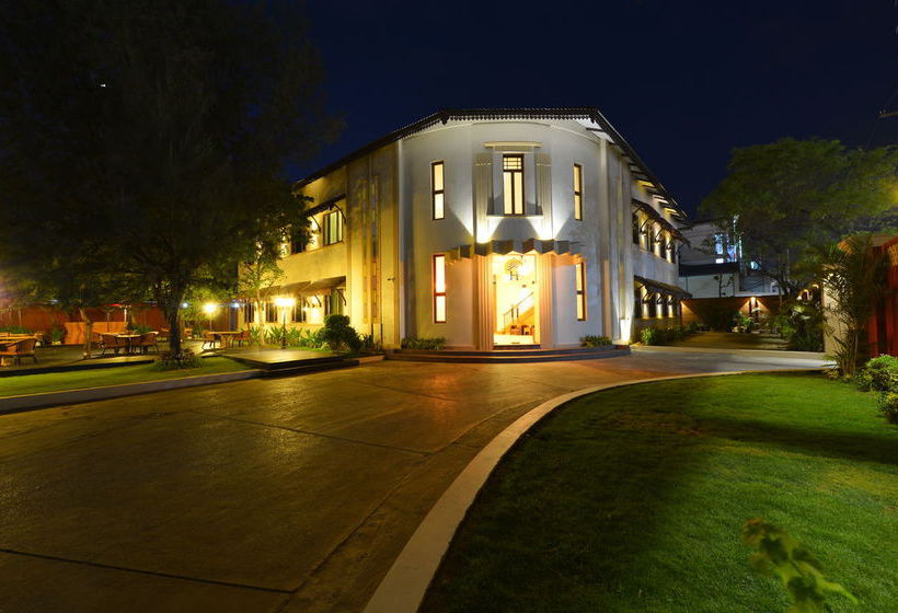 هتل Amazing Mandalay