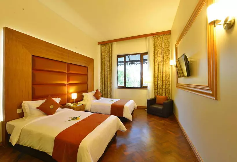 هتل Amazing Mandalay