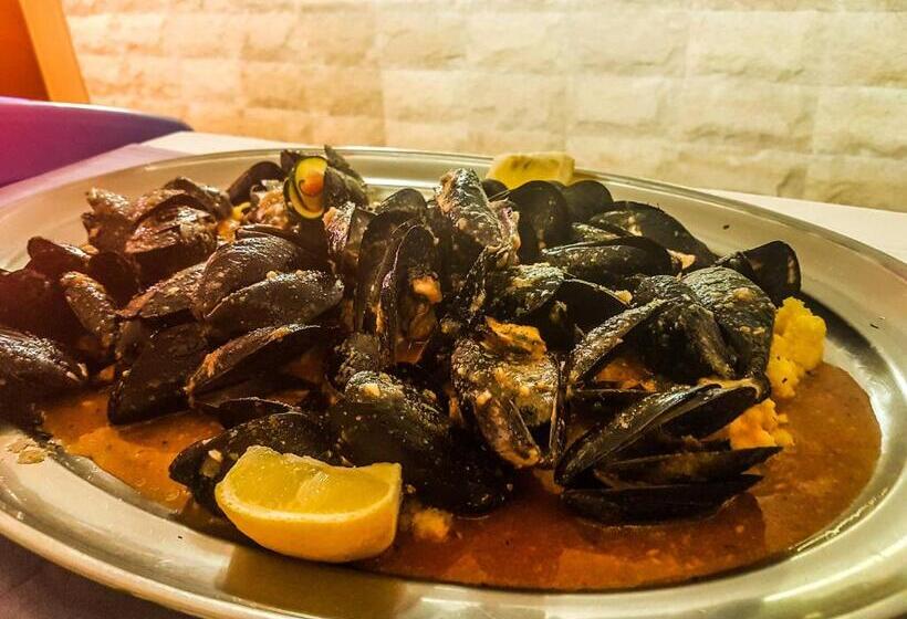 בית מלון כפרי Beach