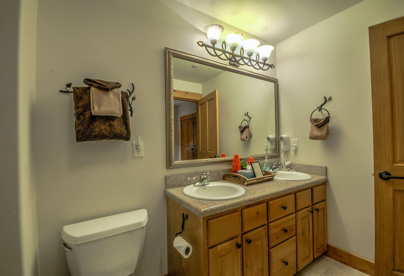 فندق Canyon Creek B201