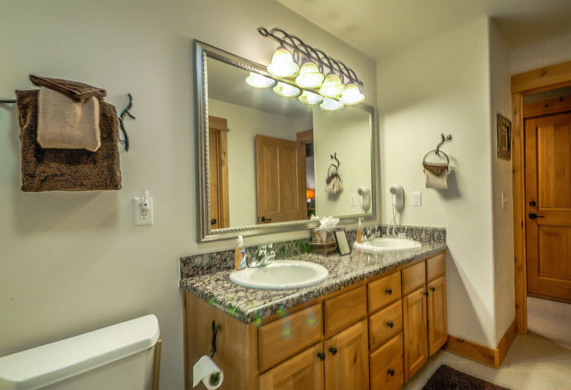 فندق Canyon Creek B201