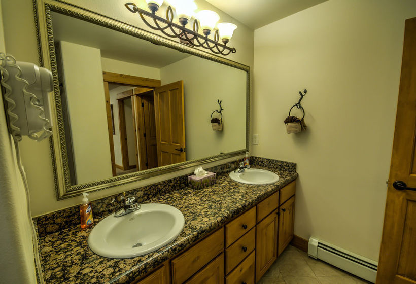 فندق Canyon Creek B201