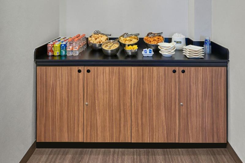 هتل City Express By Marriott San Luis Potosi Zona Industrial