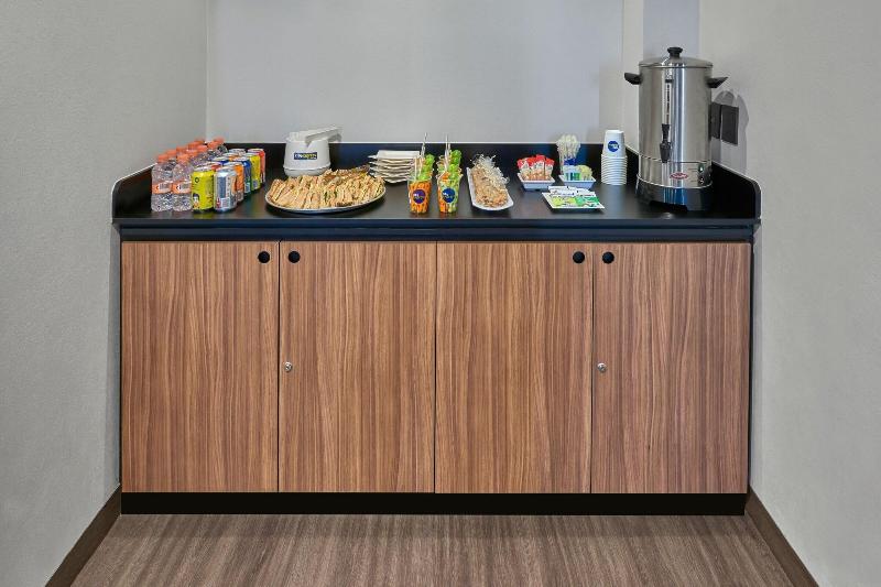 هتل City Express By Marriott San Luis Potosi Zona Industrial