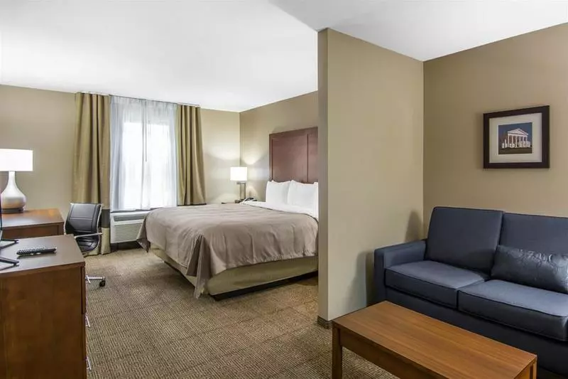 ホテル Comfort Inn South Chesterfield  Colonial Heights