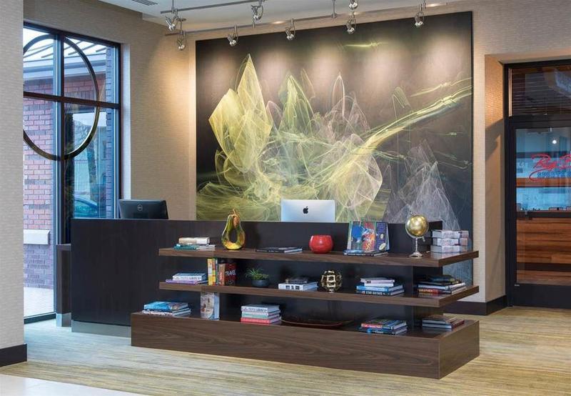 فندق Courtyard By Marriott Holland Downtown