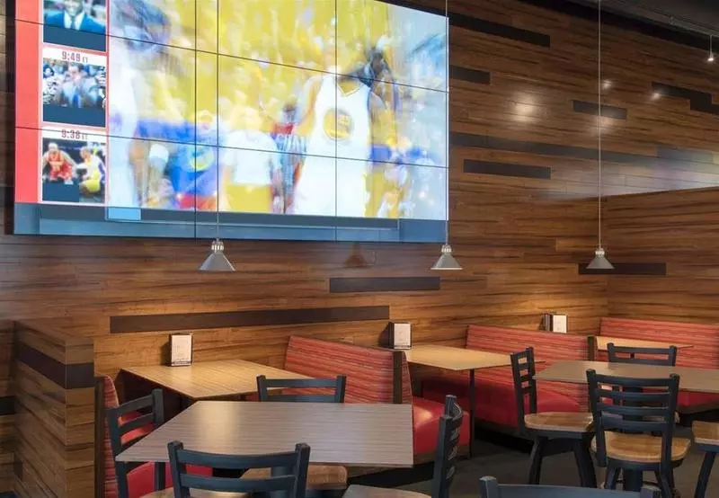 Отель Courtyard By Marriott Holland Downtown