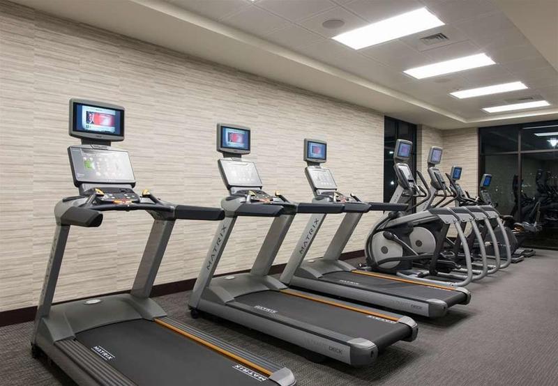 فندق Courtyard By Marriott Holland Downtown