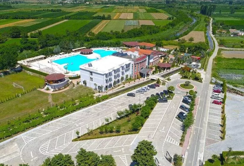 Hotel Gardenland Resort