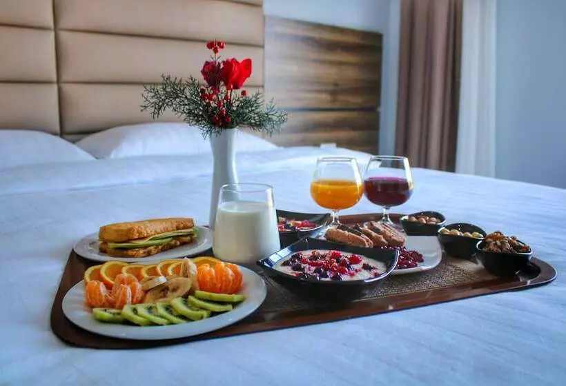 Hotel Gardenland Resort