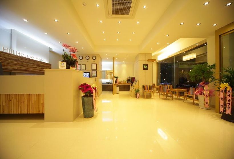 ホテル Hill House