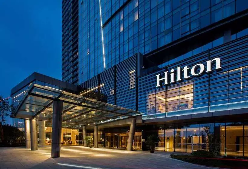 Hotel Hilton Wuhan Riverside