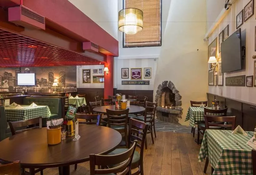 هتل Holiday Club Kuusamon Tropiikki