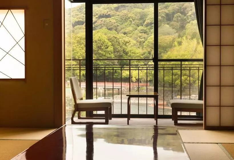 酒店 Kyoto Uji Hanayashiki Ukifuneen