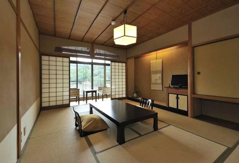 酒店 Kyoto Uji Hanayashiki Ukifuneen