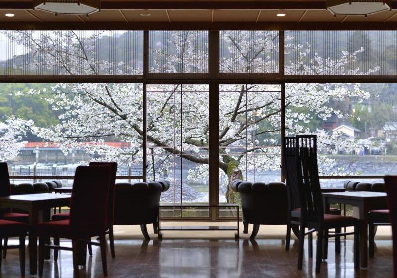 فندق Kyoto Uji Hanayashiki Ukifuneen