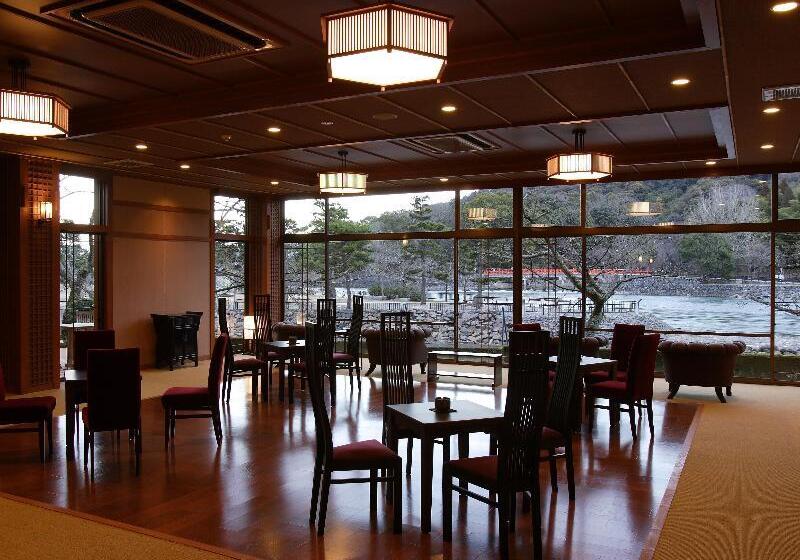 فندق Kyoto Uji Hanayashiki Ukifuneen