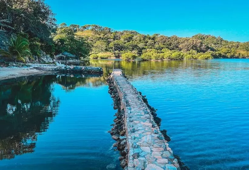 هتل The Resort At Marble Hill