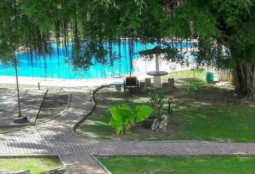 فندق Panorama Country Resort Langkawi