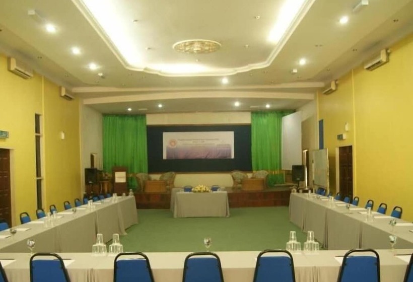 فندق Panorama Country Resort Langkawi