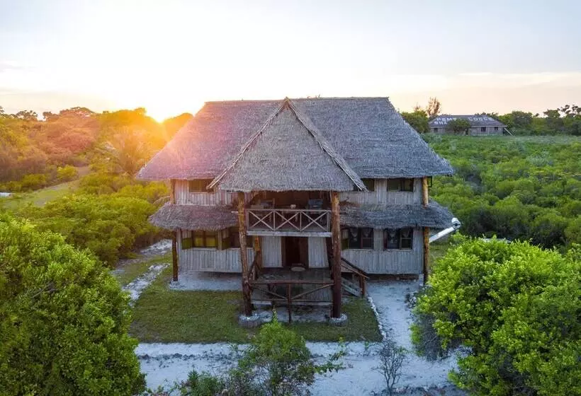 هتل Pemba Eco Lodge