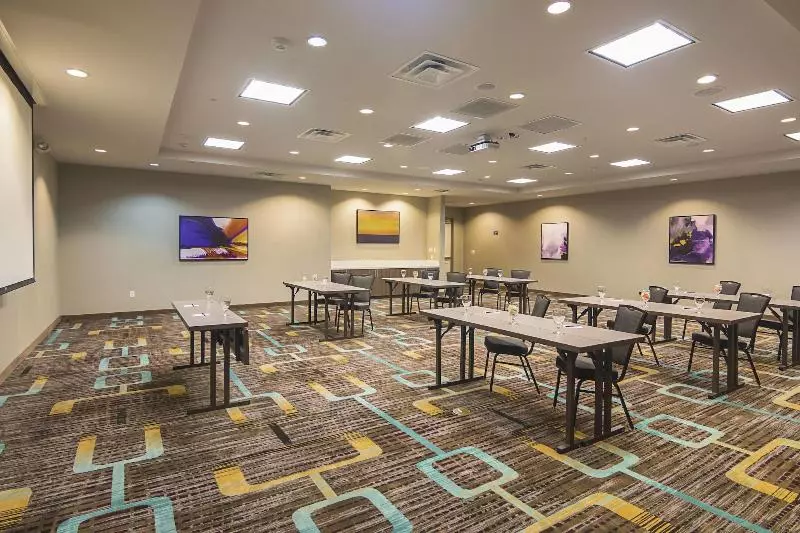 Отель Residence Inn By Marriott Denton