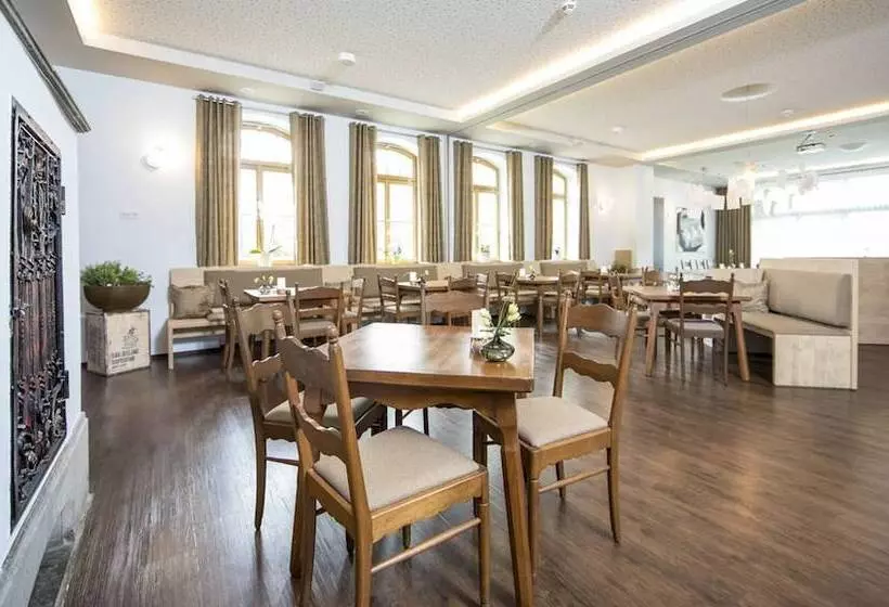 Отель Saxenhof Der Rhöner Botschaft