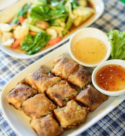 酒店 Seabox Khaolak Hostel