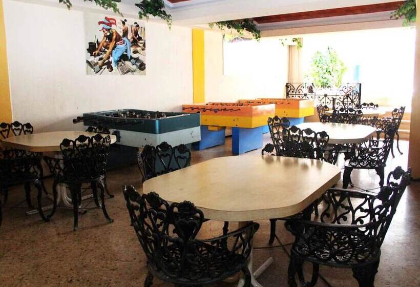 فندق Suites Elia Noemi