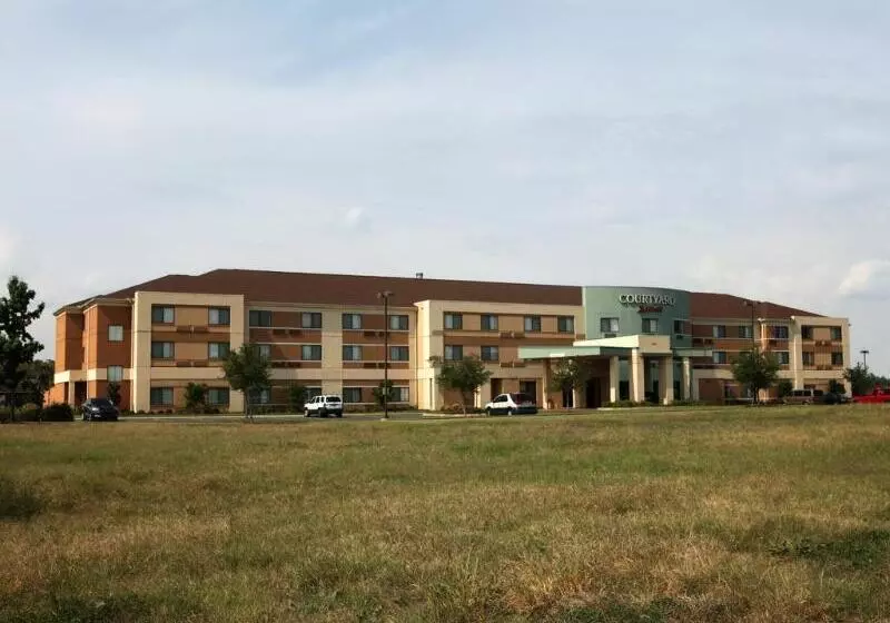 Otel Towneplace Suites By Marriott Alexandria