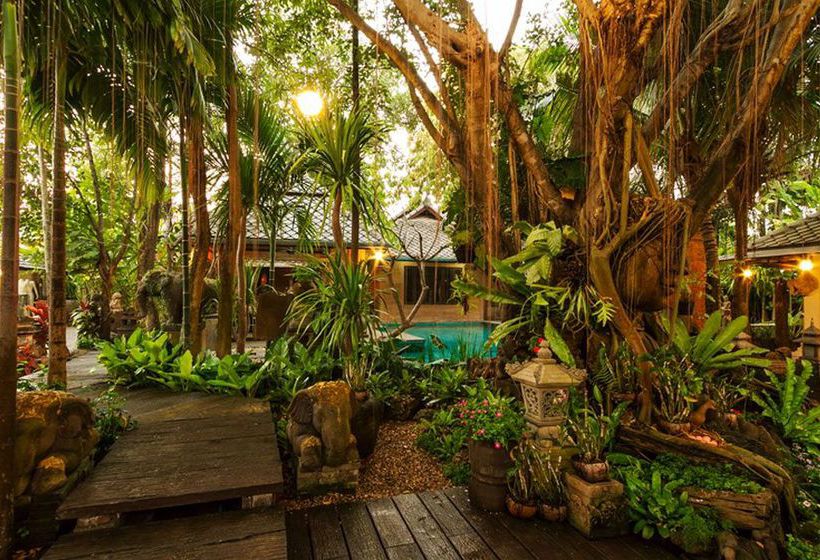 Laan Mai Fai Chang Resort