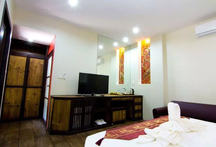 Laan Mai Fai Chang Resort