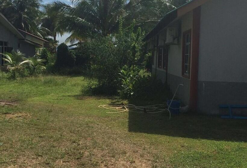 汽车旅馆  Bohok Guest House