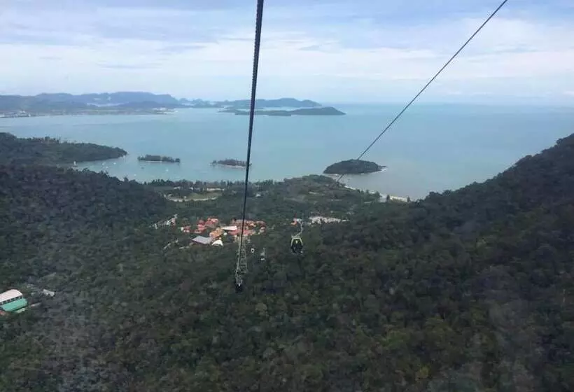 مُتل Bohok Guest House