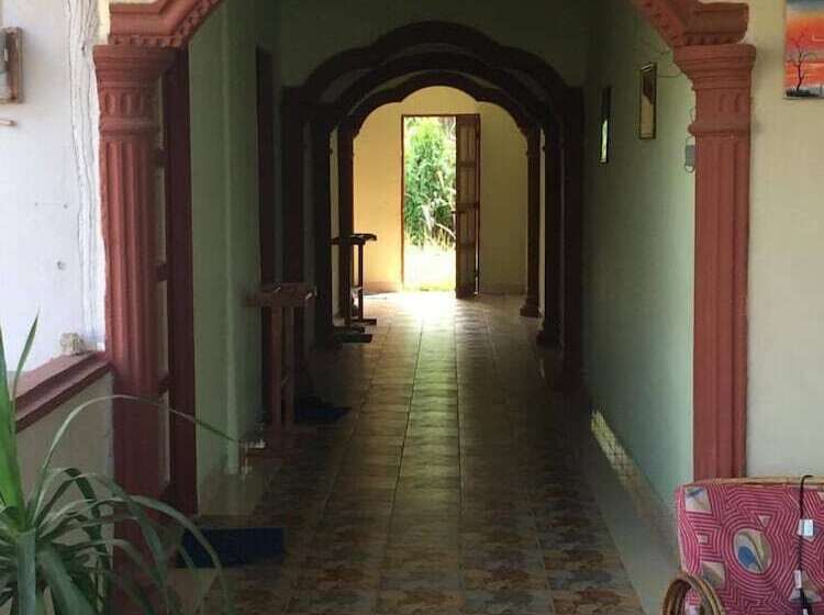 汽车旅馆  Bohok Guest House