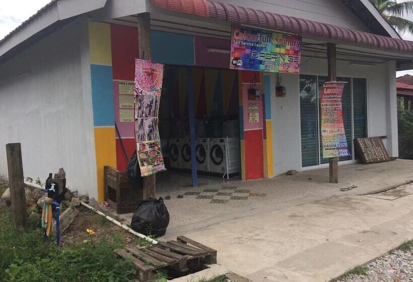 汽车旅馆  Bohok Guest House