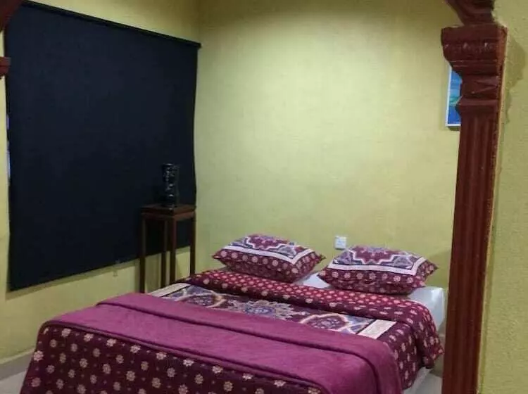 مُتل Bohok Guest House