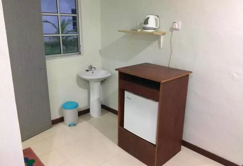 مُتل Bohok Guest House