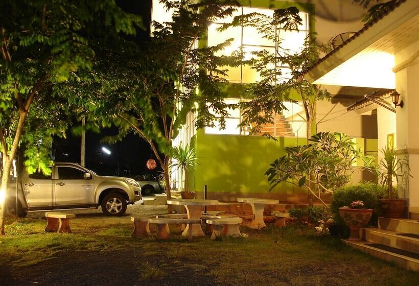 פנסיון Green Home Resort