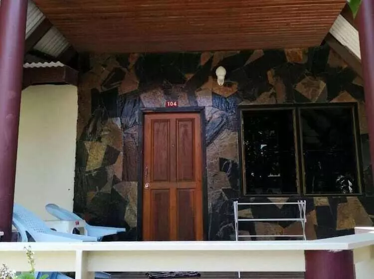 استراحتگاه Lanta Summer House 1