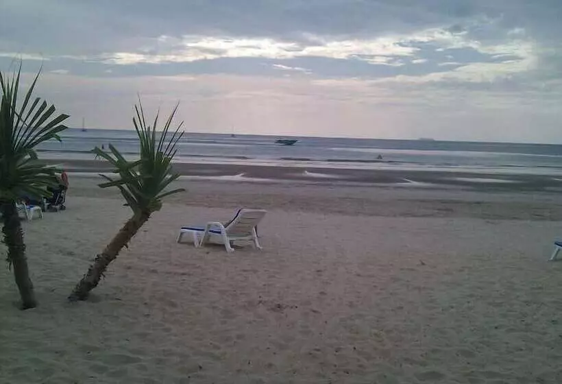 استراحتگاه Lanta Summer House 1