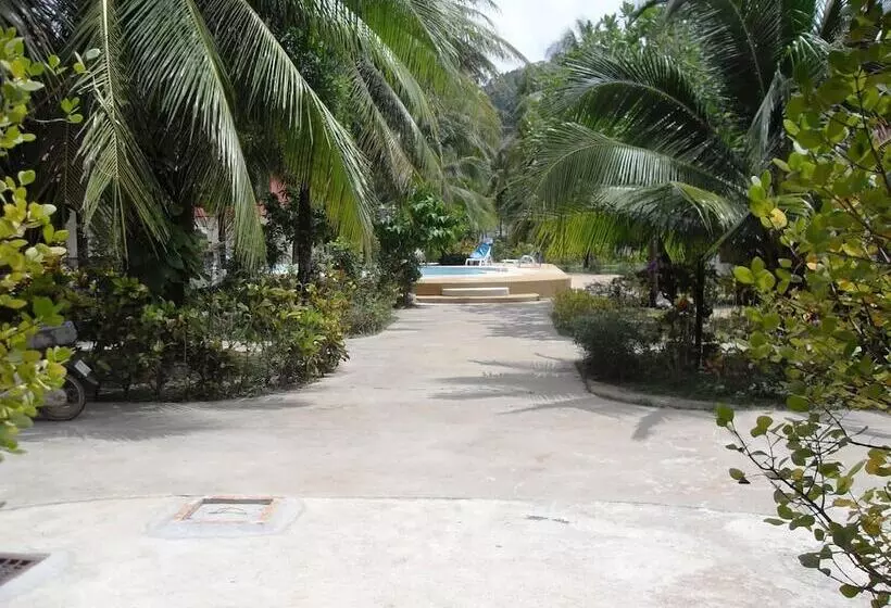 استراحتگاه Lanta Summer House 1