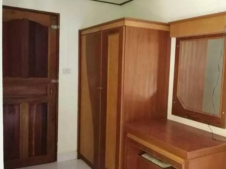 استراحتگاه Lanta Summer House 1