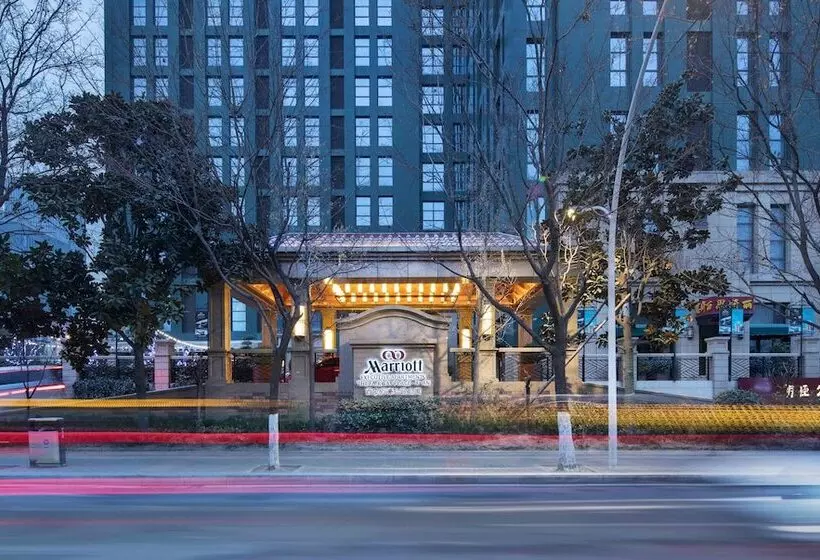 The Fairway Place, Xi An  Marriott Executive Apartments