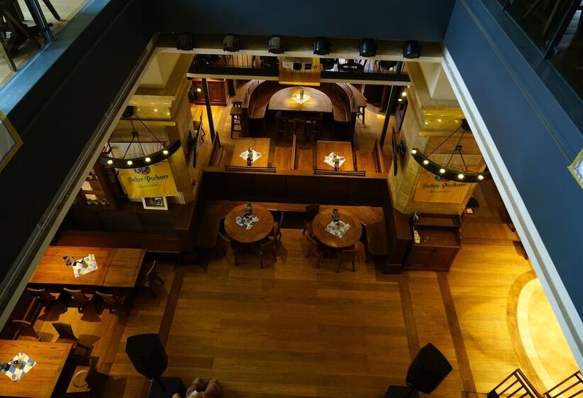 The Fairway Place, Xi An  Marriott Executive Apartments