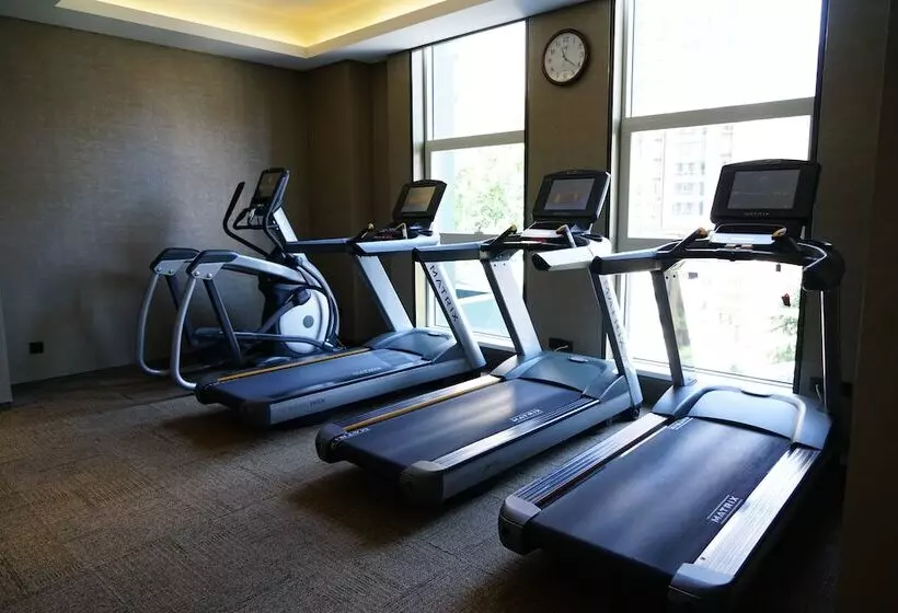 The Fairway Place, Xi An  Marriott Executive Apartments