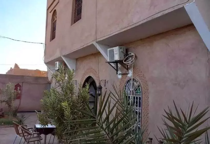 Retkeilymaja Riad Sahara Activity